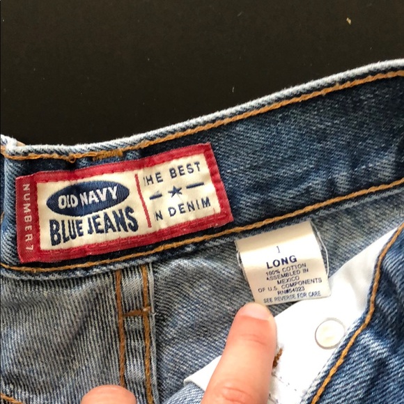 Old Navy High waisted jean shorts - Picture 2 of 3